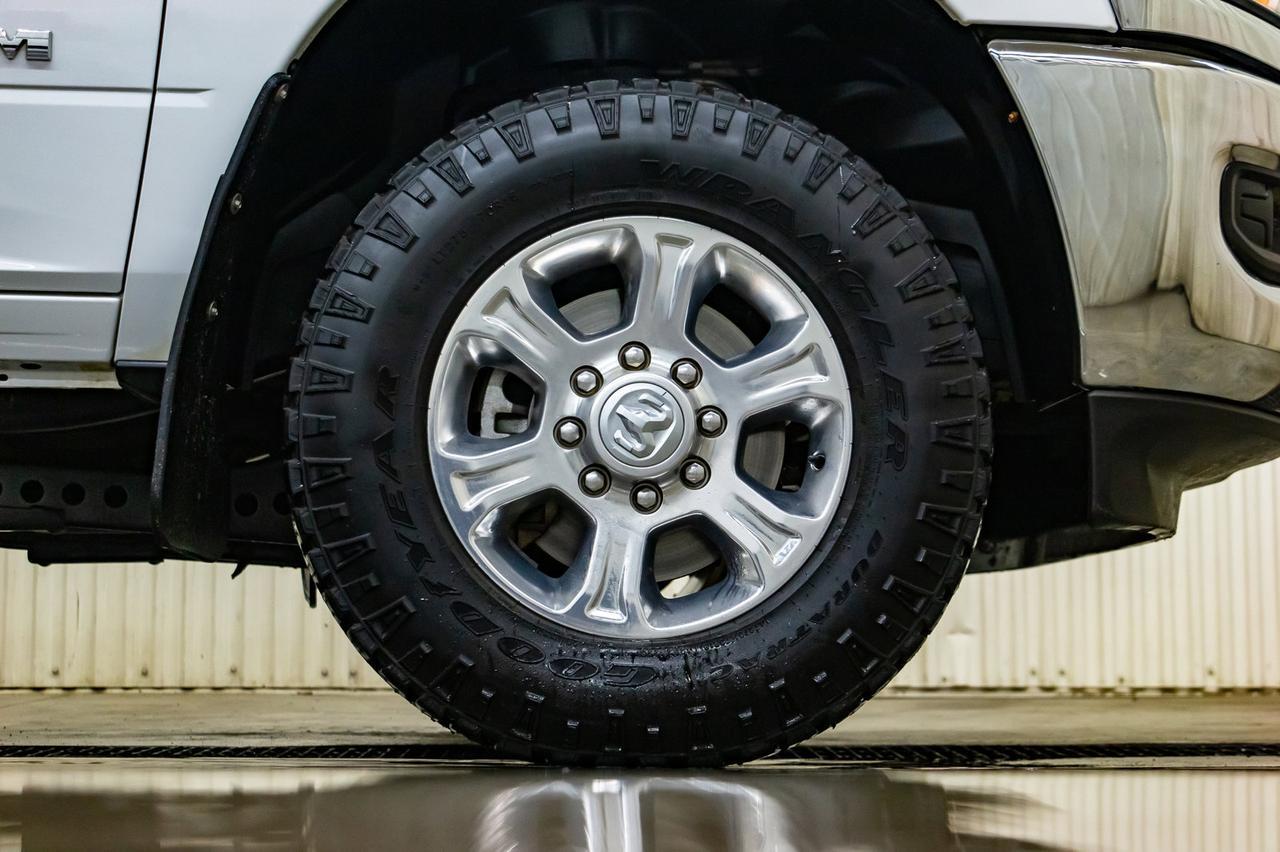 2019 Ram 3500 4x4 Crew Cab Big Horn HEMI BCam Red Deer AB