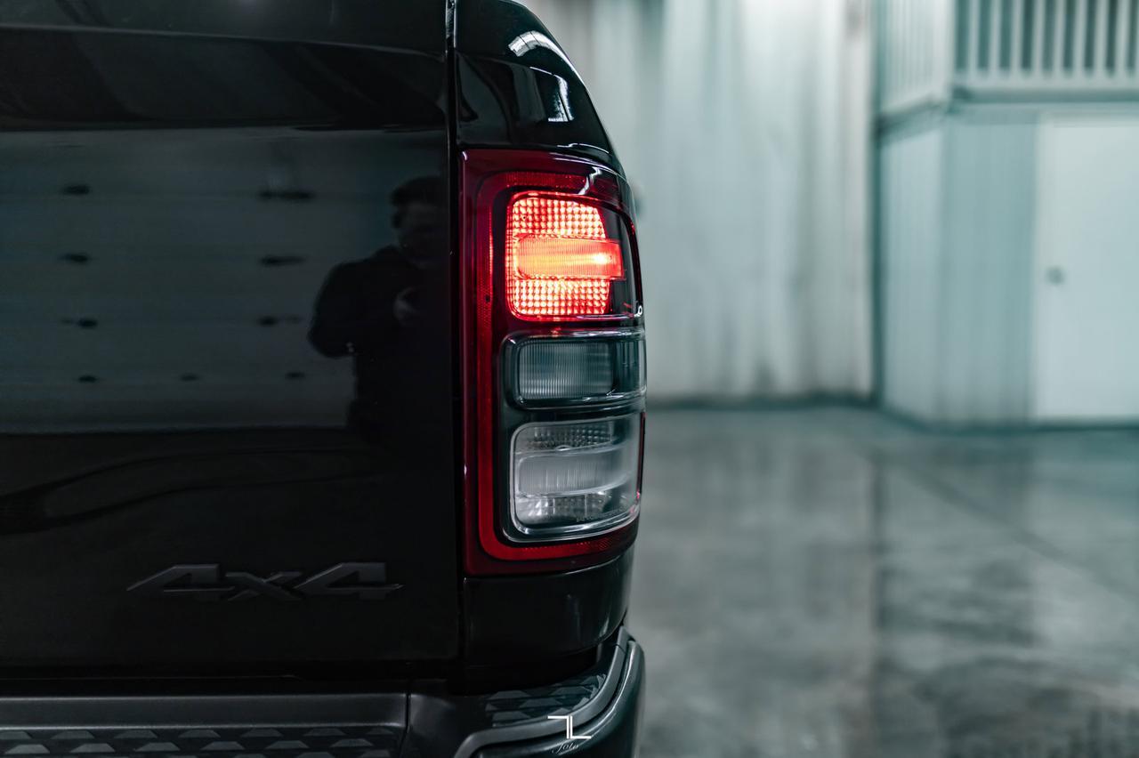 2019 Ram 3500 4x4 Crew Cab Big Horn Longbox Diesel Nav Roof BCam Red Deer AB