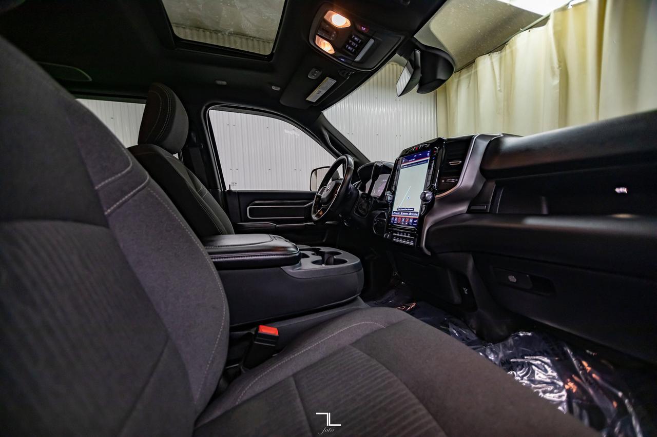 2019 Ram 3500 4x4 Crew Cab Big Horn Longbox Diesel Nav Roof BCam Red Deer AB