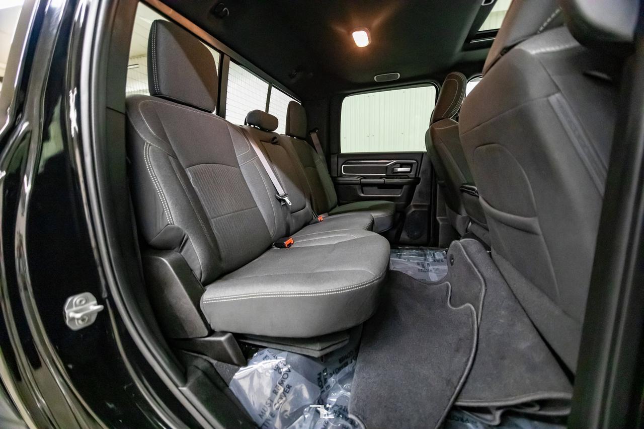 2019 Ram 3500 4x4 Crew Cab Big Horn Longbox Diesel Nav Roof BCam Red Deer AB