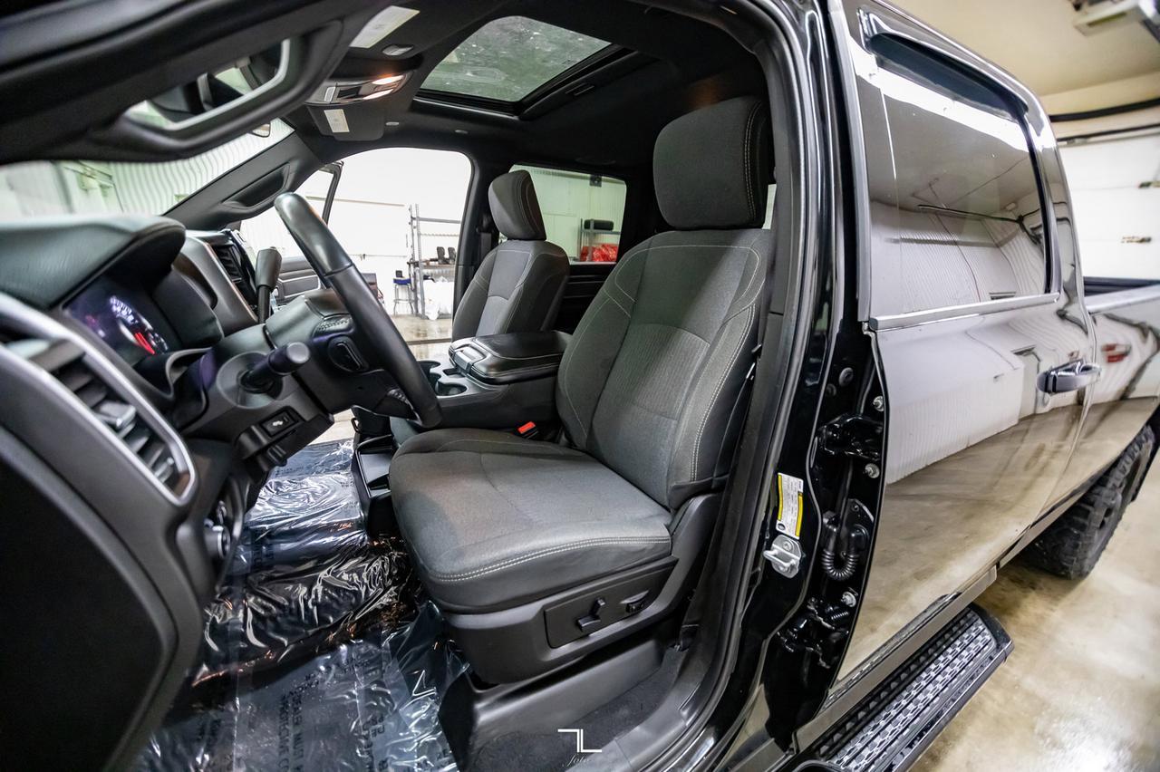 2019 Ram 3500 4x4 Crew Cab Big Horn Longbox Diesel Nav Roof BCam Red Deer AB