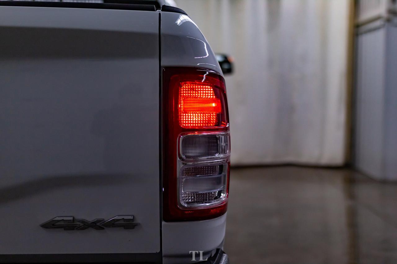 2019 Ram 3500 4x4 Crew Cab Big Horn Longbox HEMI BCam Red Deer AB