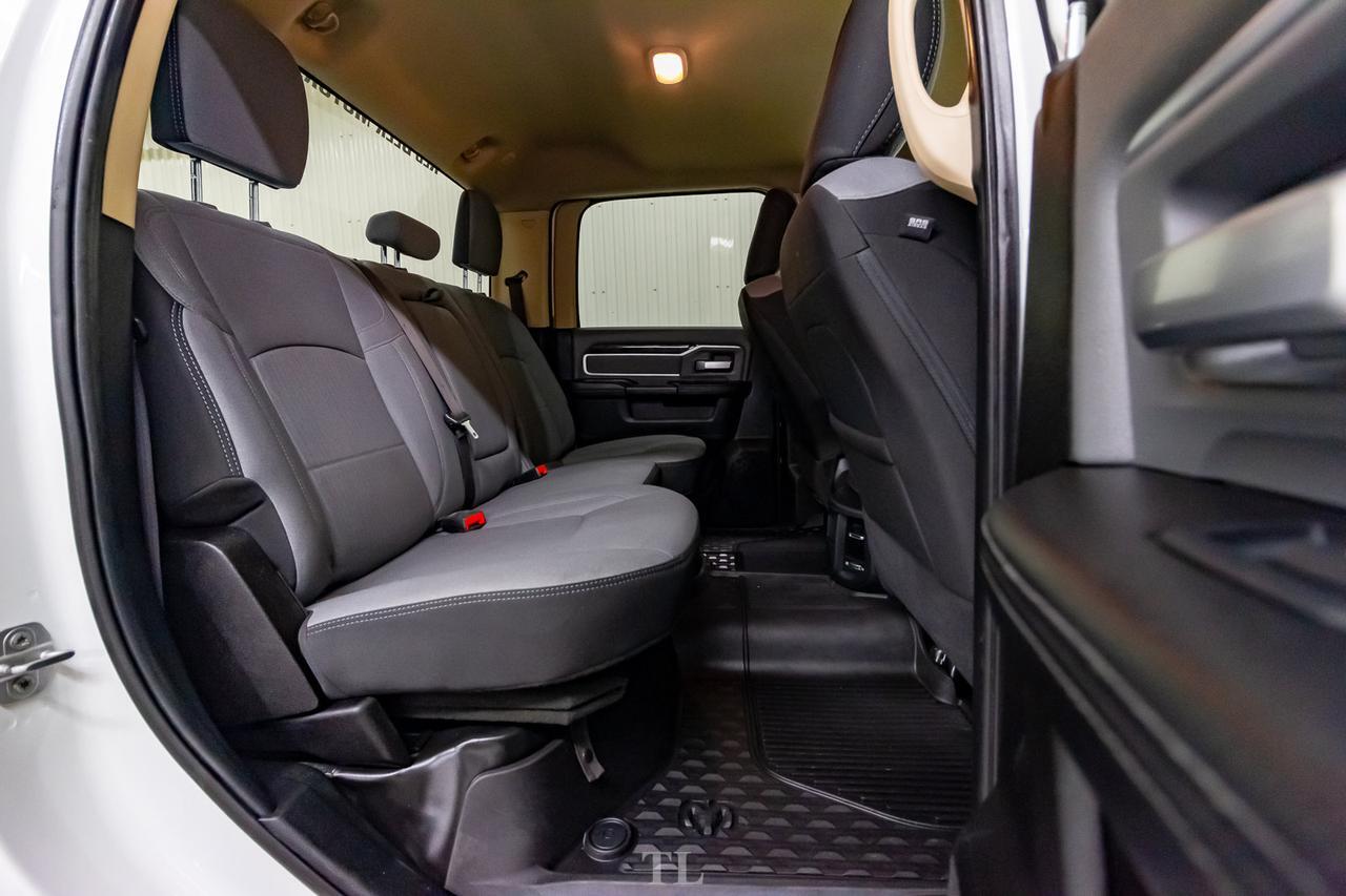 2019 Ram 3500 4x4 Crew Cab Big Horn Longbox HEMI BCam Red Deer AB