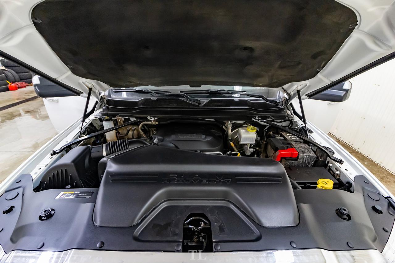 2019 Ram 3500 4x4 Crew Cab Big Horn Longbox HEMI BCam Red Deer AB