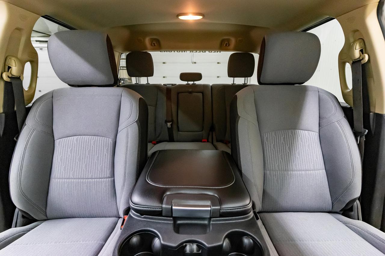 2019 Ram 3500 4x4 Crew Cab Big Horn Longbox HEMI BCam Red Deer AB