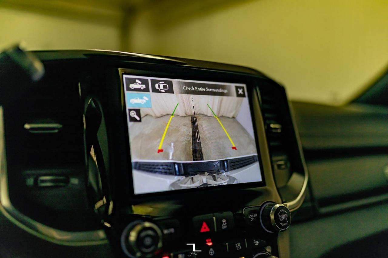 2019 Ram 3500 4x4 Crew Cab Laramie Diesel Leather Roof Nav Level Kit Wheels Red Deer AB