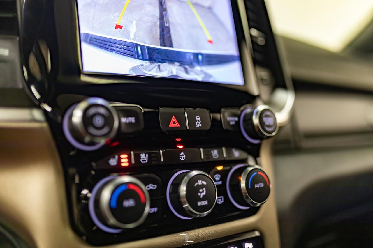 2019 Ram 3500 4x4 Crew Cab Laramie Diesel Leather Roof Nav Level Kit Wheels Red Deer AB