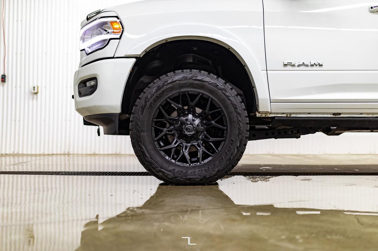 2019 Ram 3500 4x4 Crew Cab Laramie Diesel Leather Roof Nav Level Kit Wheels Red Deer AB