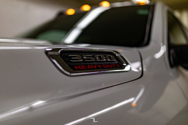 2019 Ram 3500 4x4 Crew Cab Laramie Diesel Leather Roof Nav Level Kit Wheels Red Deer AB