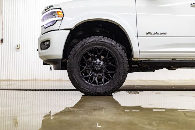 2019 Ram 3500 4x4 Crew Cab Laramie Diesel Leather Roof Nav Level Kit Wheels Red Deer AB