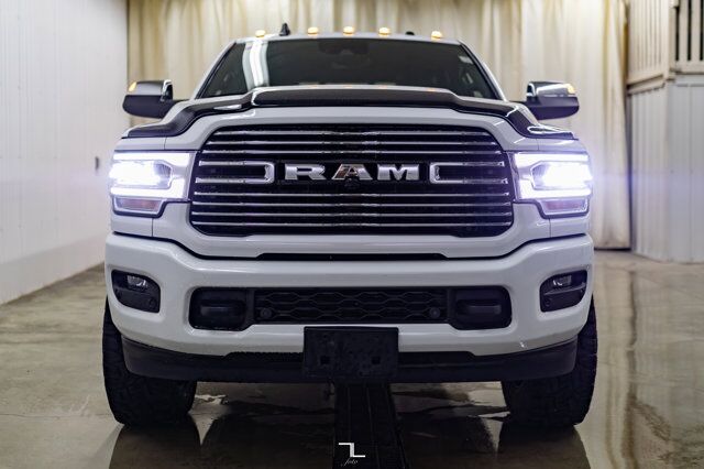 2019 Ram 3500 4x4 Crew Cab Laramie Diesel Leather Roof Nav Level Kit Wheels Red Deer AB