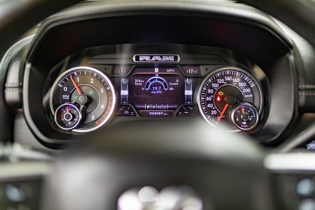 2019 Ram 3500 4x4 Crew Cab Laramie Diesel Leather Roof Nav Level Kit Wheels Red Deer AB