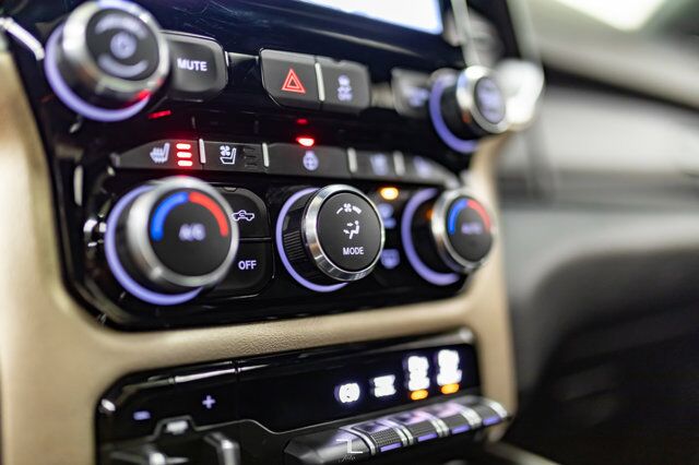 2019 Ram 3500 4x4 Crew Cab Laramie Diesel Leather Roof Nav Level Kit Wheels Red Deer AB