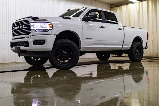 2019 Ram 3500 4x4 Crew Cab Laramie Diesel Leather Roof Nav Level Kit Wheels Red Deer AB