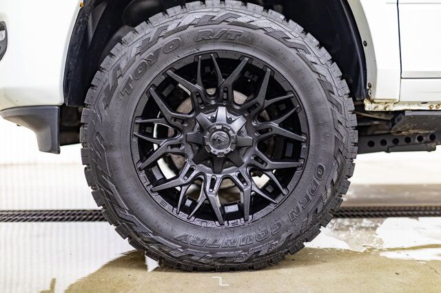 2019 Ram 3500 4x4 Crew Cab Laramie Diesel Leather Roof Nav Level Kit Wheels Red Deer AB