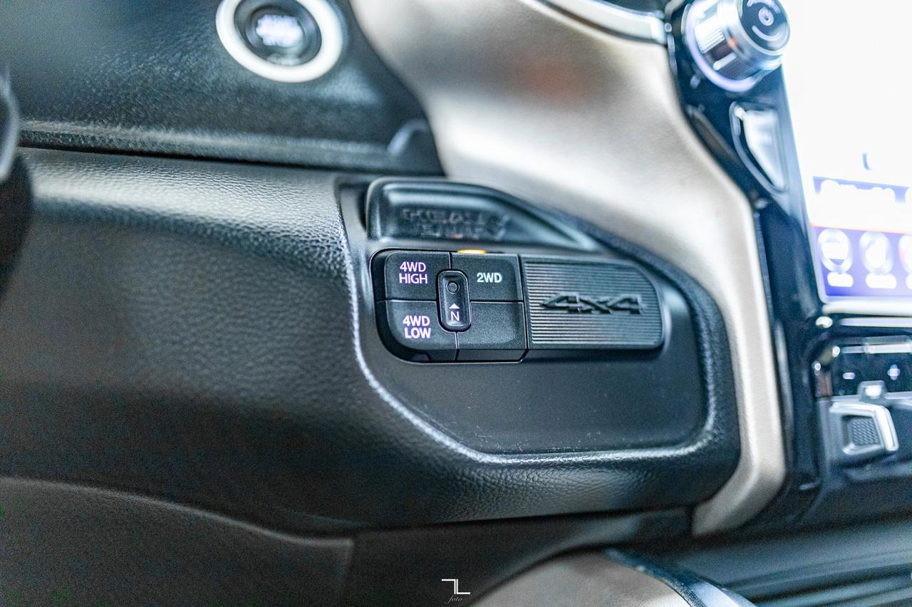 2019 Ram 3500 4x4 Crew Cab Laramie Diesel Leather Roof Nav Red Deer AB