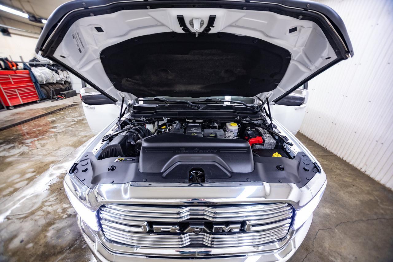 2019 Ram 3500 4x4 Crew Cab Laramie Dually Diesel Leather Red Deer AB