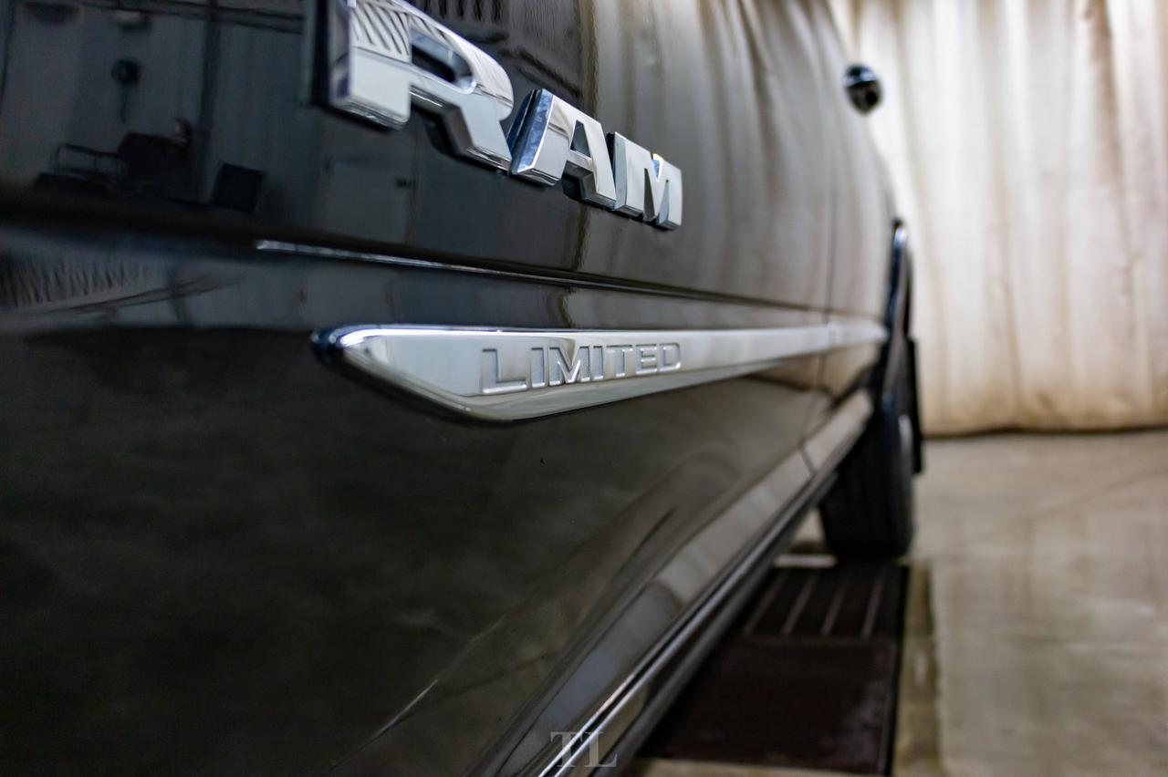 2019 Ram 3500 4x4 Crew Cab Limited Diesel Leather Roof Nav BCam Red Deer AB