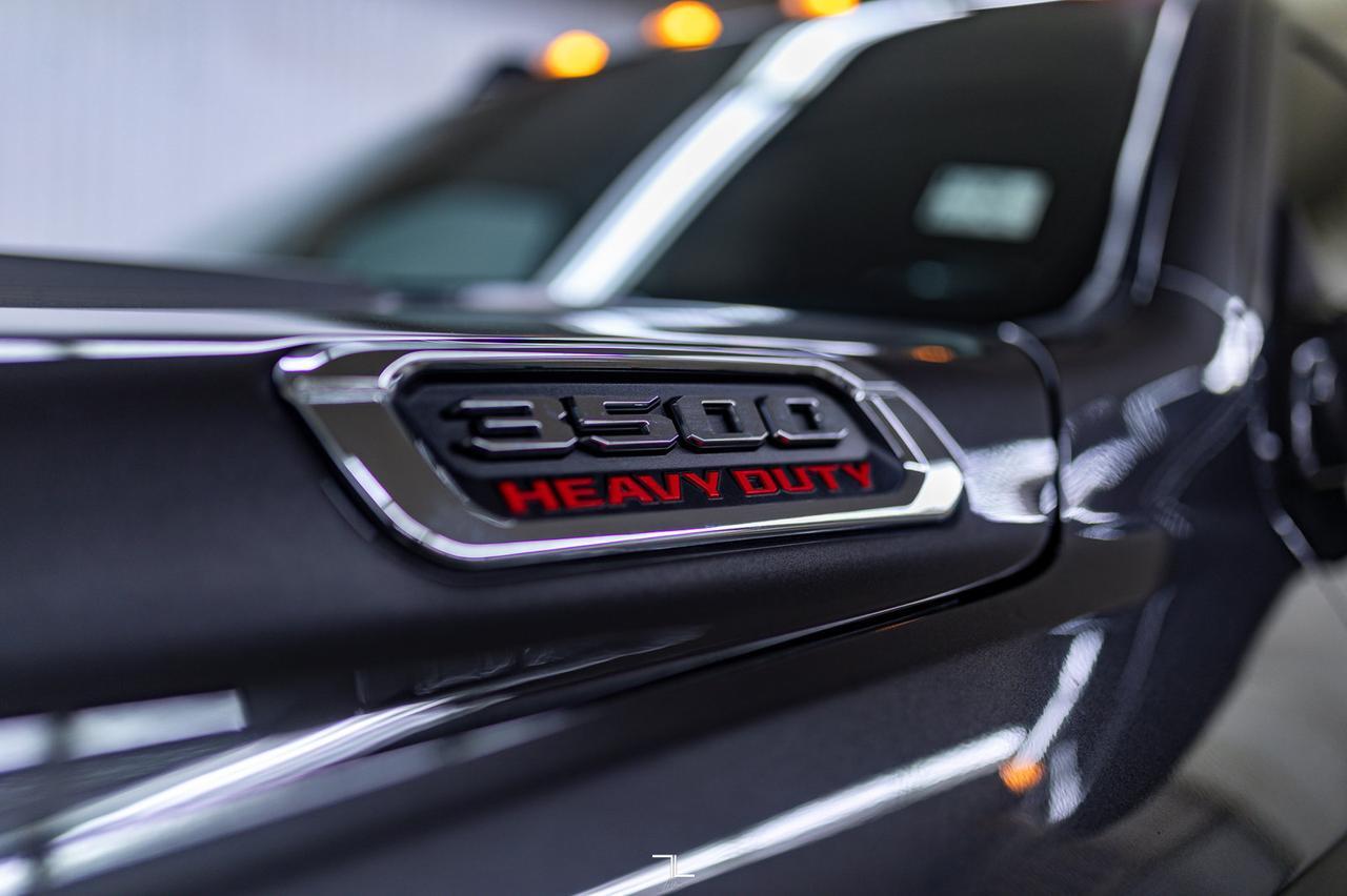 2019 Ram 3500 4x4 Crew Cab Limited Dually Diesel Leather Roof Nav Red Deer AB