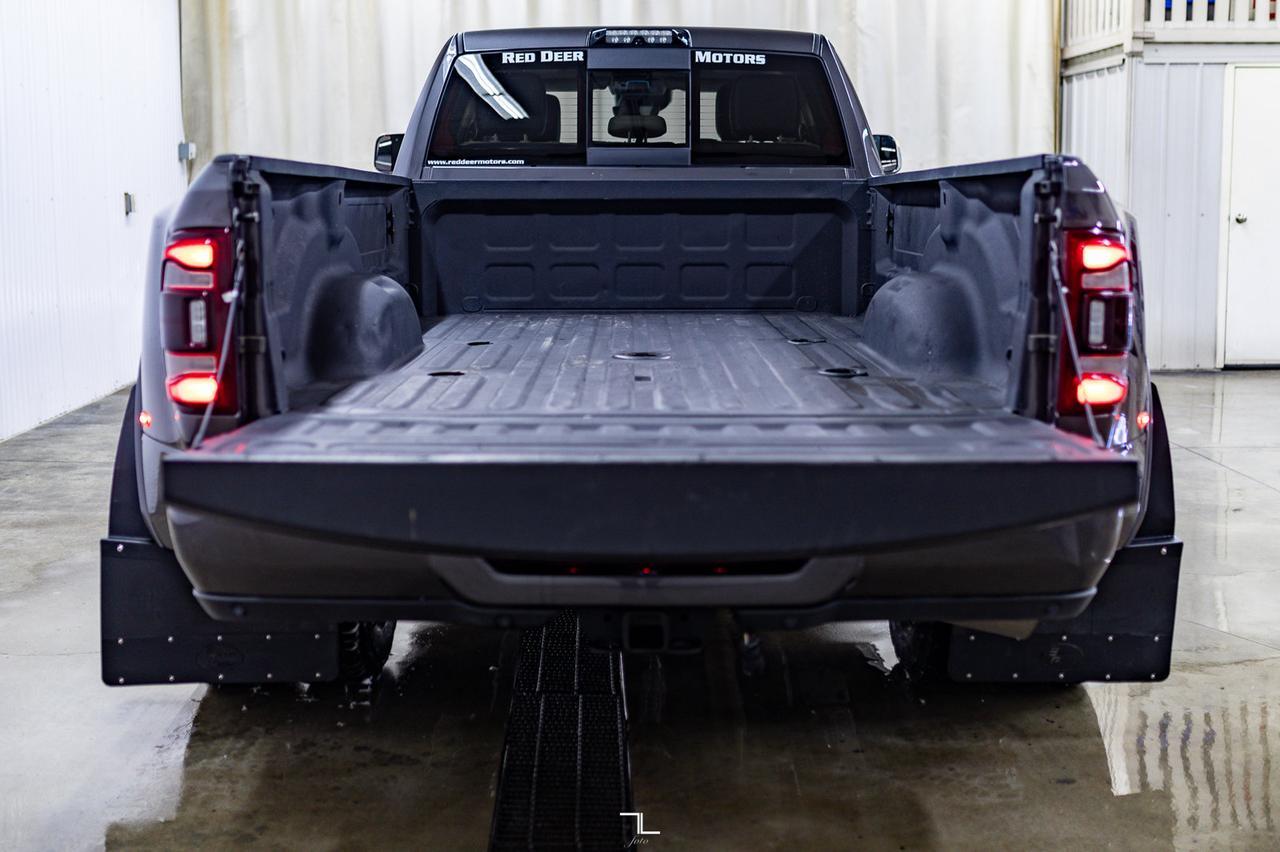 2019 Ram 3500 4x4 Crew Cab Limited Dually Diesel Leather Roof Nav Red Deer AB