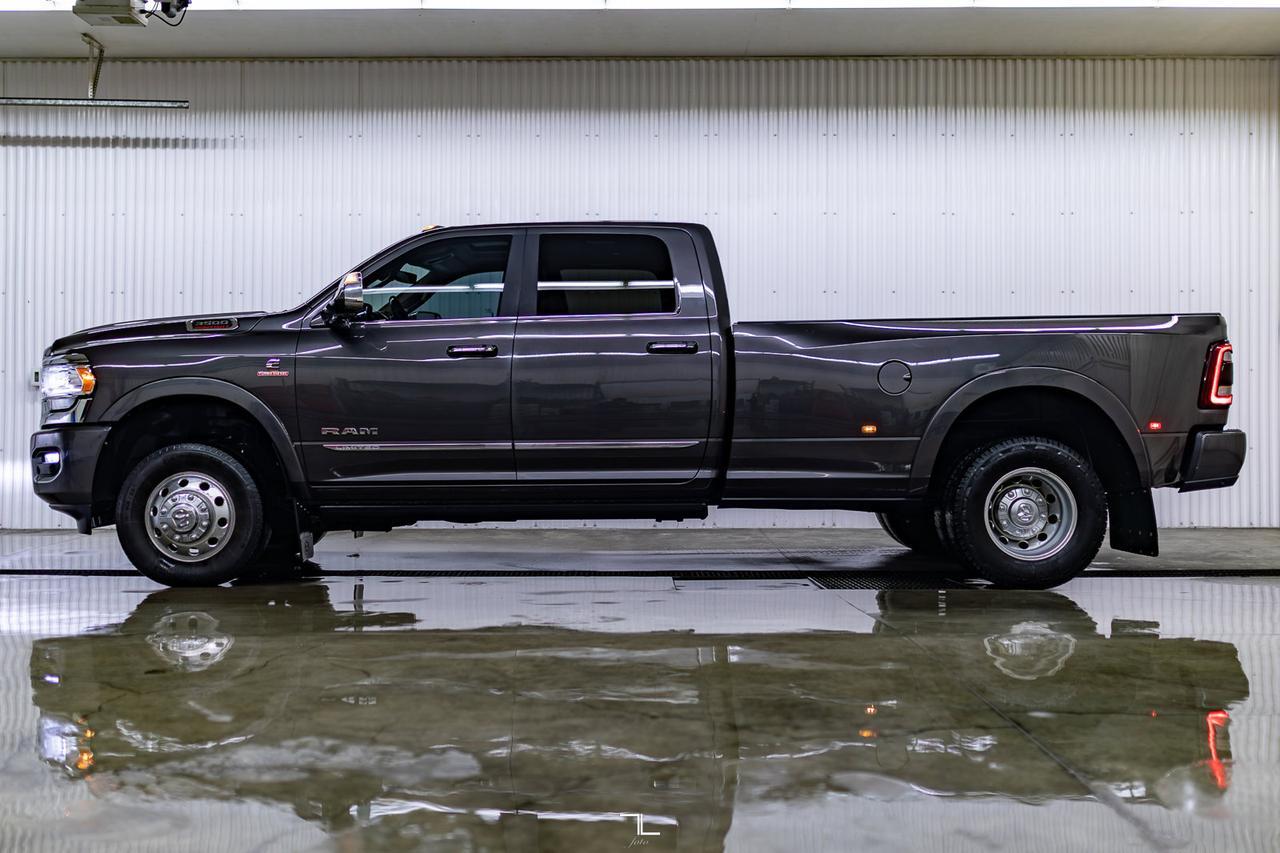 2019 Ram 3500 4x4 Crew Cab Limited Dually Diesel Leather Roof Nav Red Deer AB