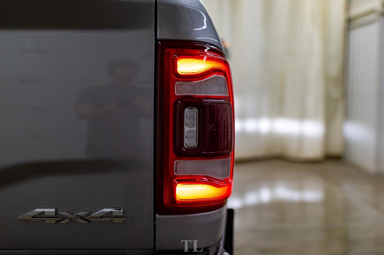 2019 Ram 3500 4x4 Crew Cab Longhorn Diesel AISIN  Leather Roof Nav Red Deer AB