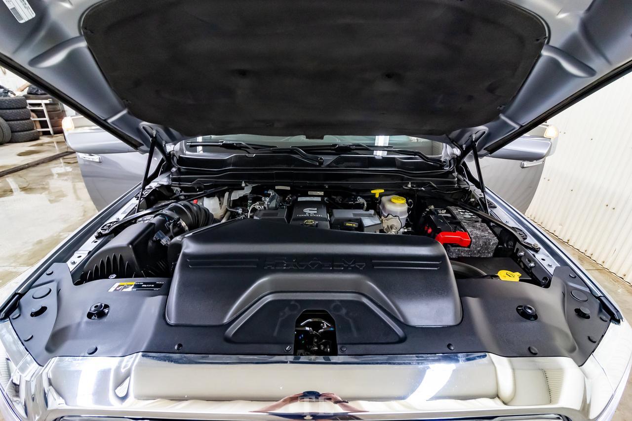 2019 Ram 3500 4x4 Crew Cab Longhorn Diesel AISIN  Leather Roof Nav Red Deer AB