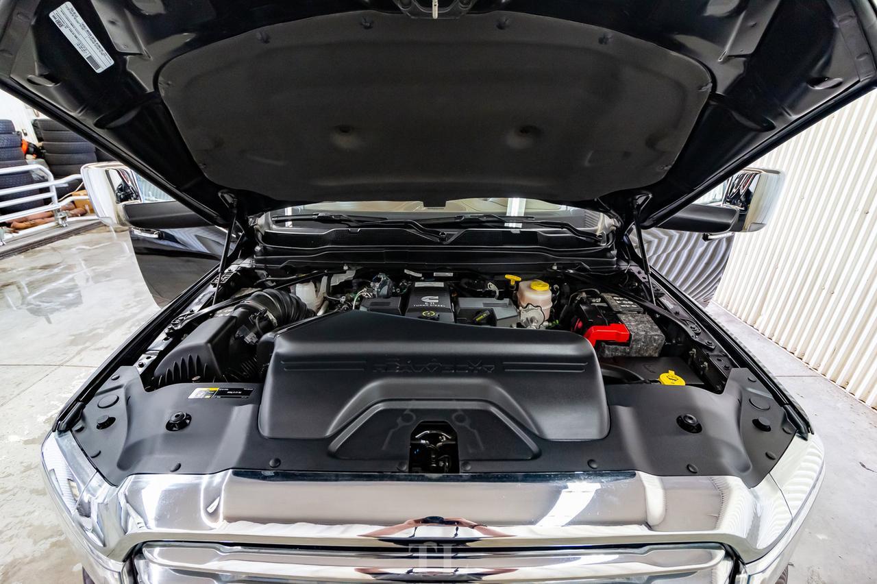 2019 Ram 3500 4x4 Crew Cab Longhorn Dually Diesel Leather Roof Nav Red Deer AB