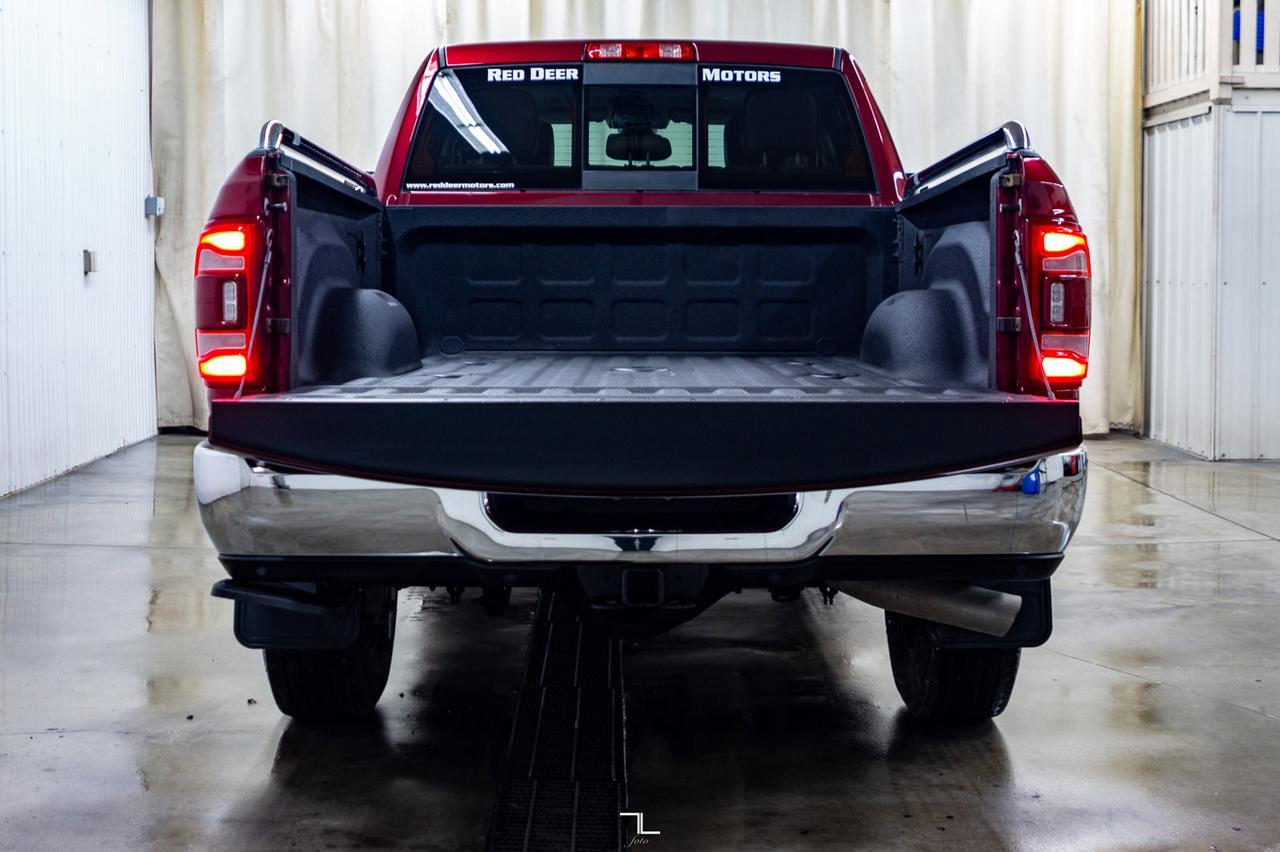 2019 Ram 3500 4x4 Crew Cab Longhorn Leather Roof Nav Diesel Red Deer AB