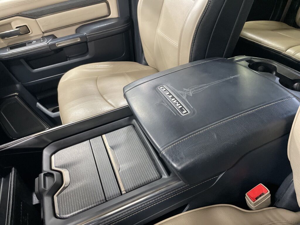 2019 Ram 3500 4x4 Mega Cab Limited SRW Minocqua WI