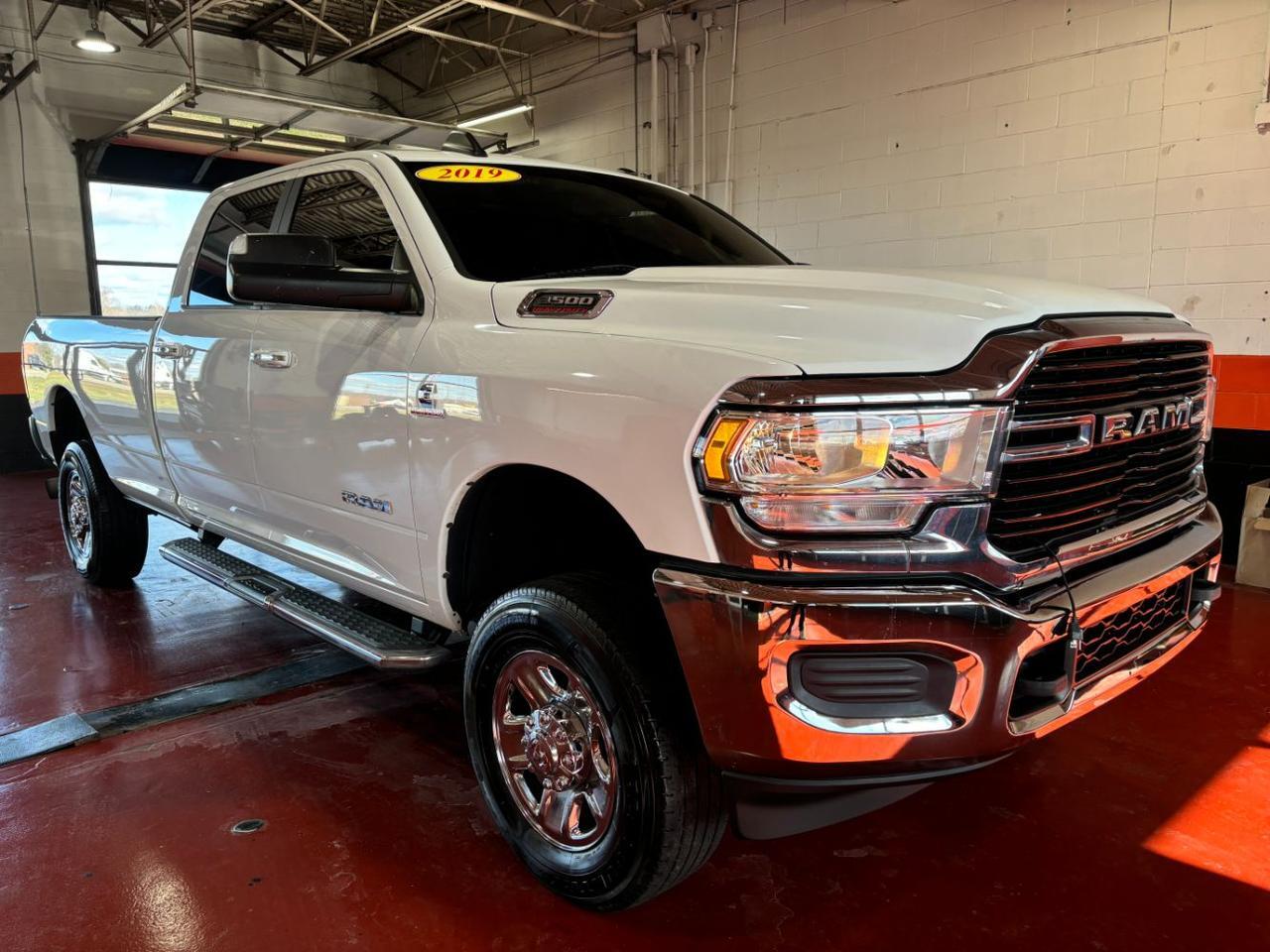 2019 Ram 3500 Big Horn Crew Cab 4x4 8&apos; Box Franklin OH