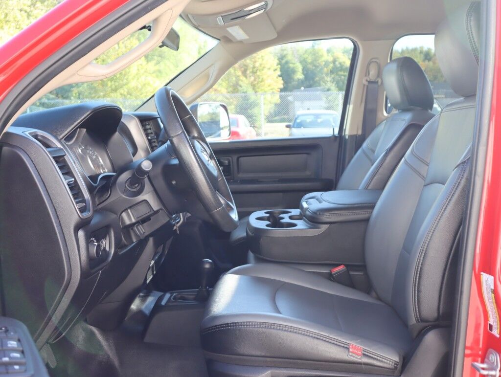 2019 Ram 3500 Chassis Cab Tradesman Crew Cab 4WD 6.7L Cummins Diesel Maumee OH