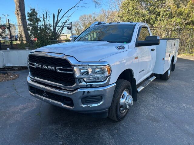 2019 Ram 3500 Chassis Tradesman/SLT