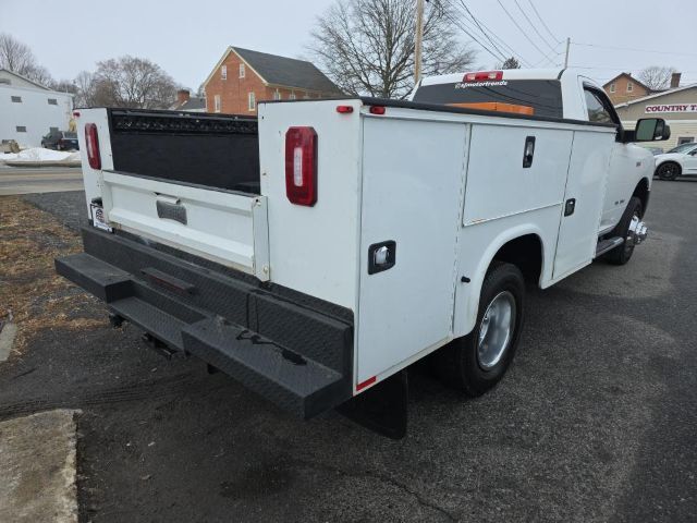 2019 Ram 3500 Chassis Tradesman/SLT