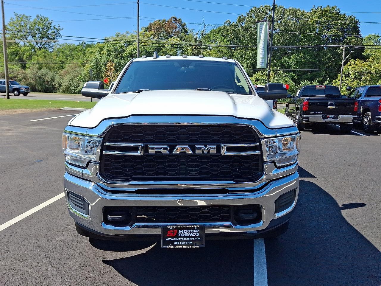 2019 Ram 3500 Chassis Tradesman/SLT