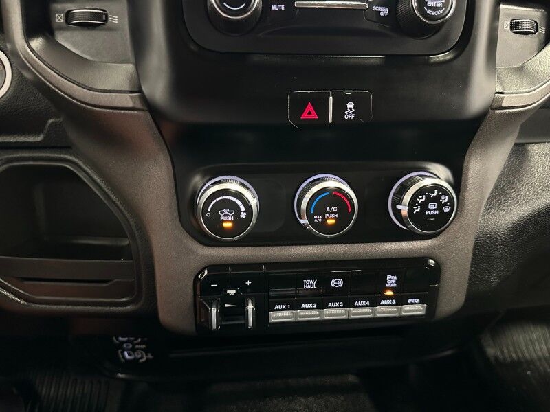 2019 Ram 3500 Flatbed 4WD Dually 6.7L Diesel AISIN Transmission Gooseneck FREE WARRANTY Arlington TX