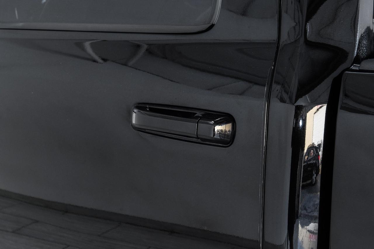 2019 Ram 3500 LARAMIE CREW CAB 4WD 6.7L DIESEL BLIND SPOT NAVIGATION SUNROOF LEATHER SEATS Carrollton TX