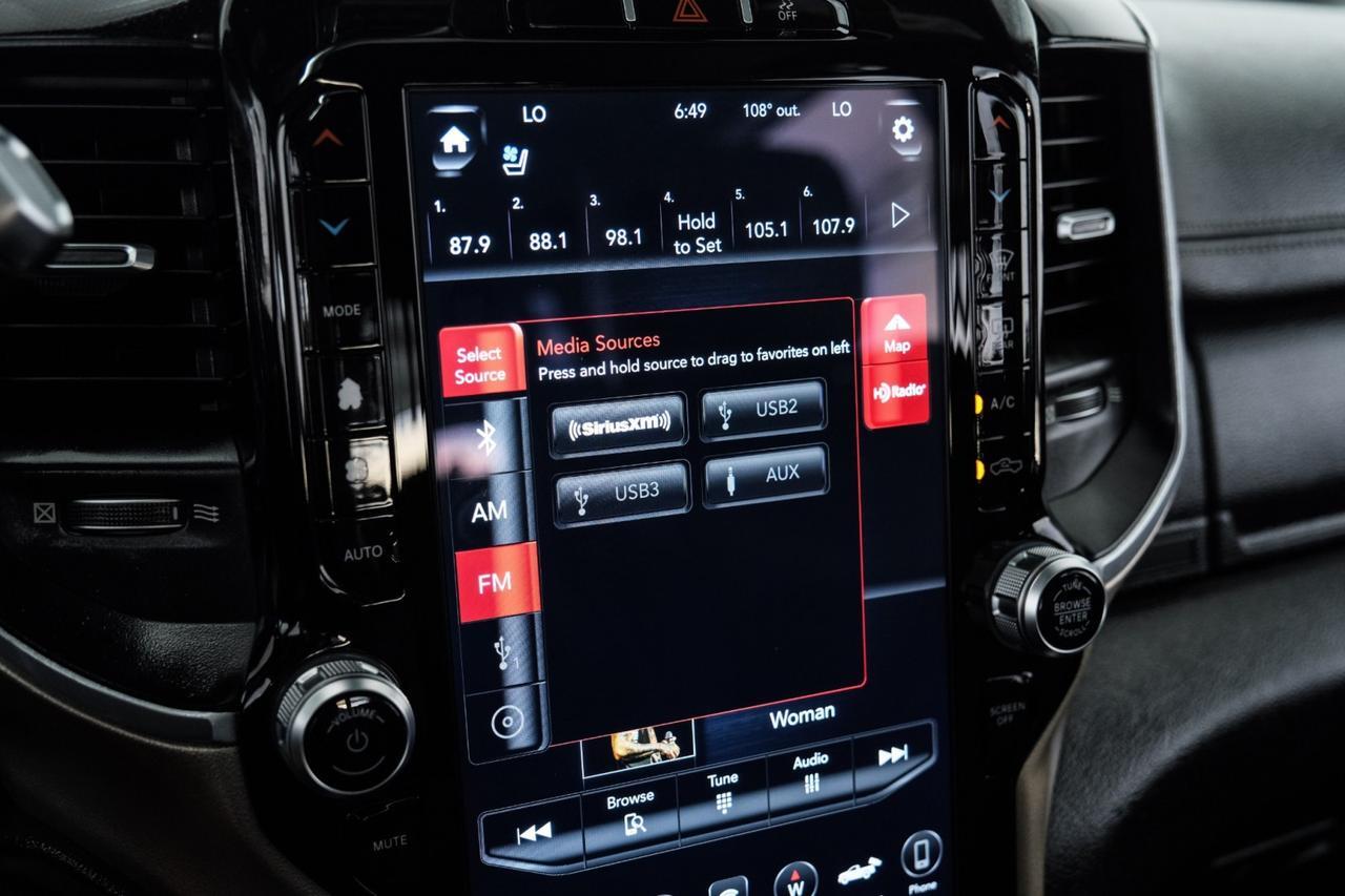 2019 Ram 3500 LARAMIE CREW CAB 4WD 6.7L DIESEL BLIND SPOT NAVIGATION SUNROOF LEATHER SEATS Carrollton TX