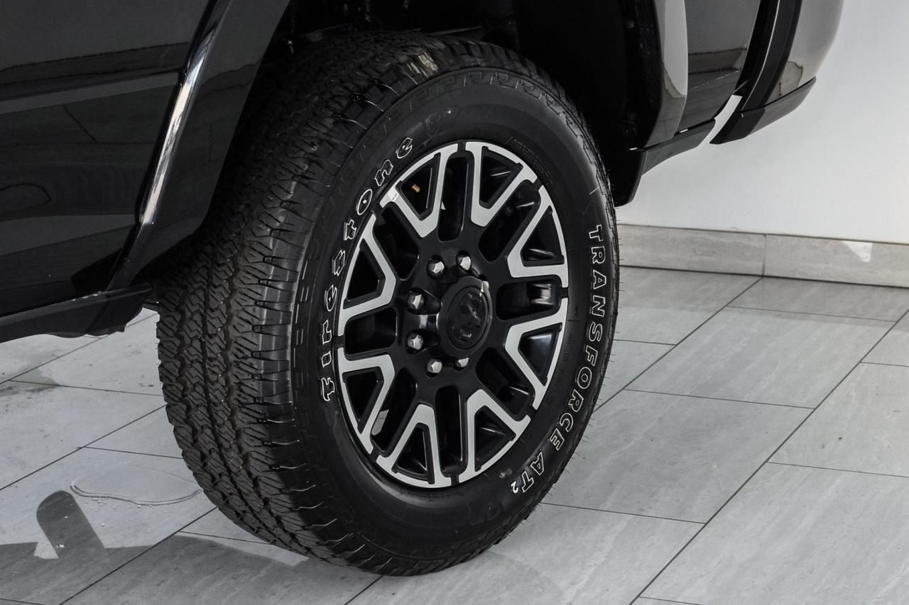 2019 Ram 3500 LARAMIE CREW CAB 4WD 6.7L DIESEL BLIND SPOT NAVIGATION SUNROOF LEATHER SEATS Carrollton TX