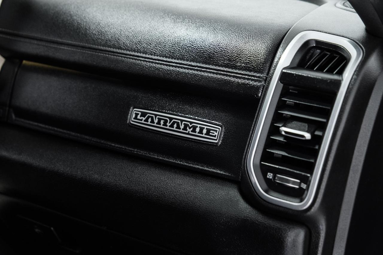 2019 Ram 3500 LARAMIE CREW CAB 4WD 6.7L DIESEL BLIND SPOT NAVIGATION SUNROOF LEATHER SEATS Carrollton TX