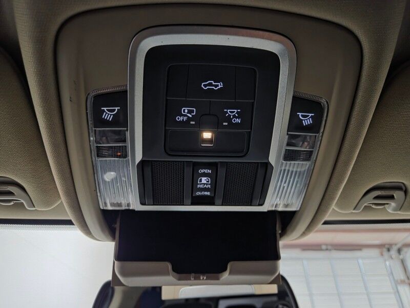 2019 Ram 3500 Laramie 4wd Dually 6.7L Diesel GPS Camera Gooseneck Toyo Tires FREE WARRANTY Arlington TX