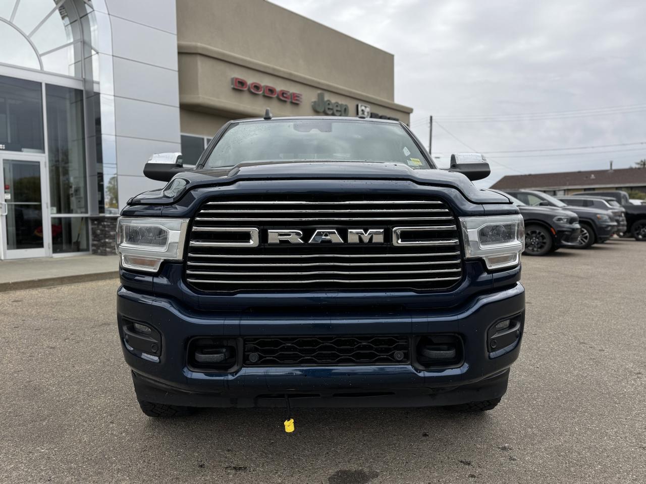 2019 Ram 3500 Laramie Crew Cab 4x4 | Cummins Diesel | Chrome | Heated Seats | Backup Camera Redwater AB