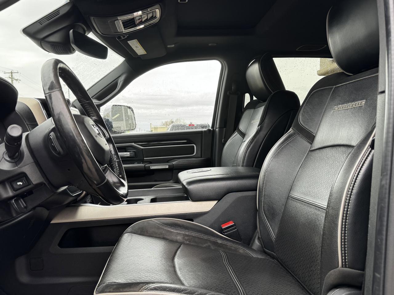 2019 Ram 3500 Laramie Crew Cab 4x4 | Cummins Diesel | Chrome | Heated Seats | Backup Camera Redwater AB