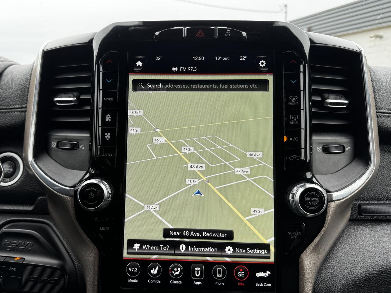 2019 Ram 3500 Laramie Crew Cab 4x4 | Cummins Diesel | Chrome | Heated Seats | Backup Camera Redwater AB
