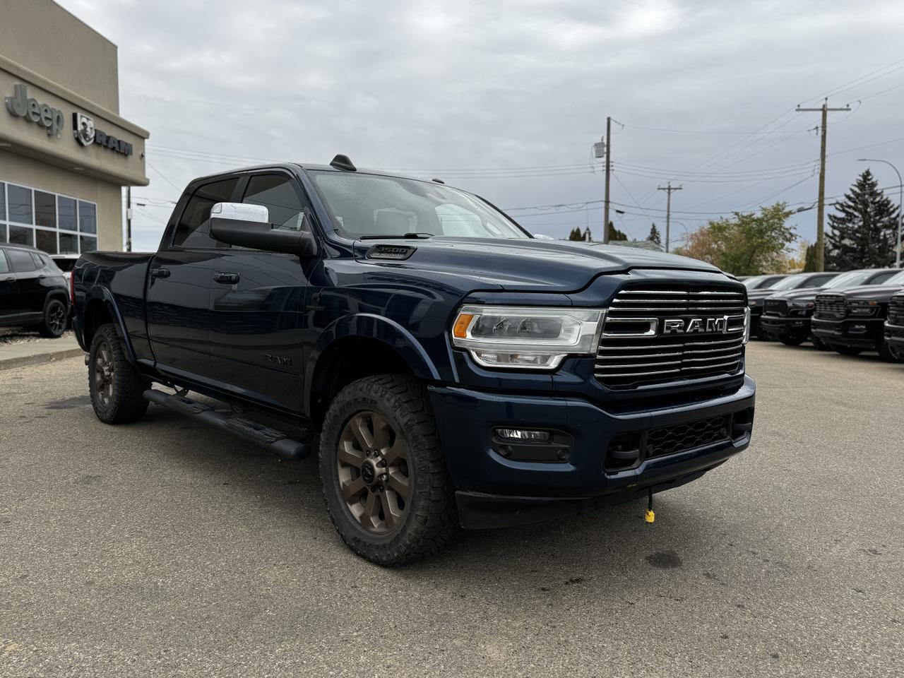 2019 Ram 3500 Laramie Crew Cab 4x4 | Cummins Diesel | Chrome | Heated Seats | Backup Camera Redwater AB
