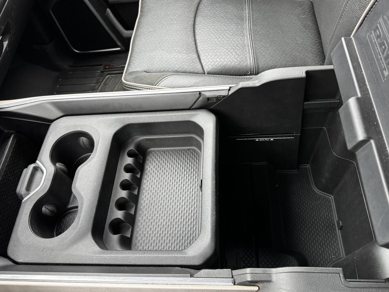 2019 Ram 3500 Laramie Crew Cab 4x4 | Cummins Diesel | Chrome | Heated Seats | Backup Camera Redwater AB