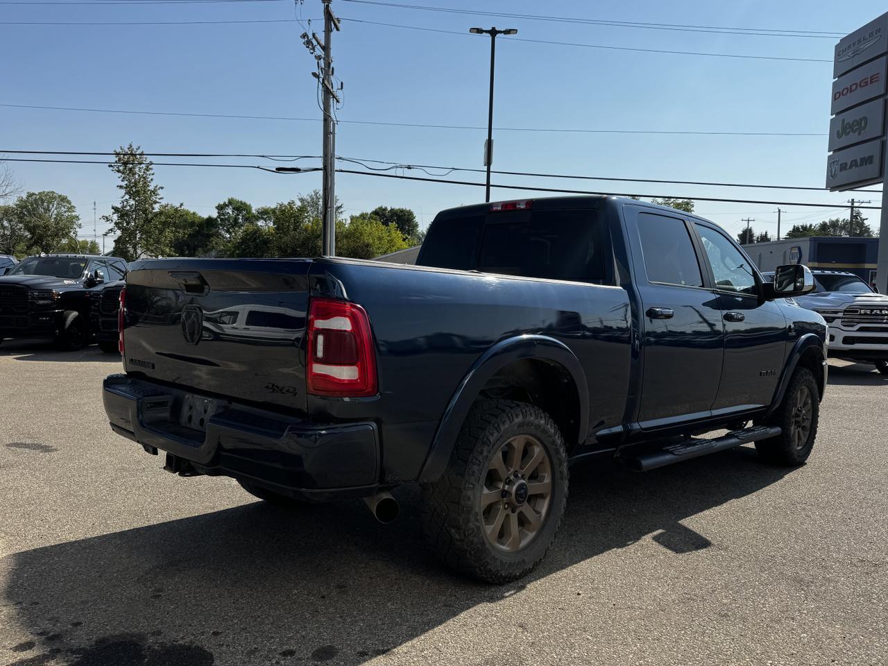 2019 Ram 3500 Laramie Crew Cab 4x4 | Cummins Diesel | Chrome | Heated Seats | Backup Camera Redwater AB
