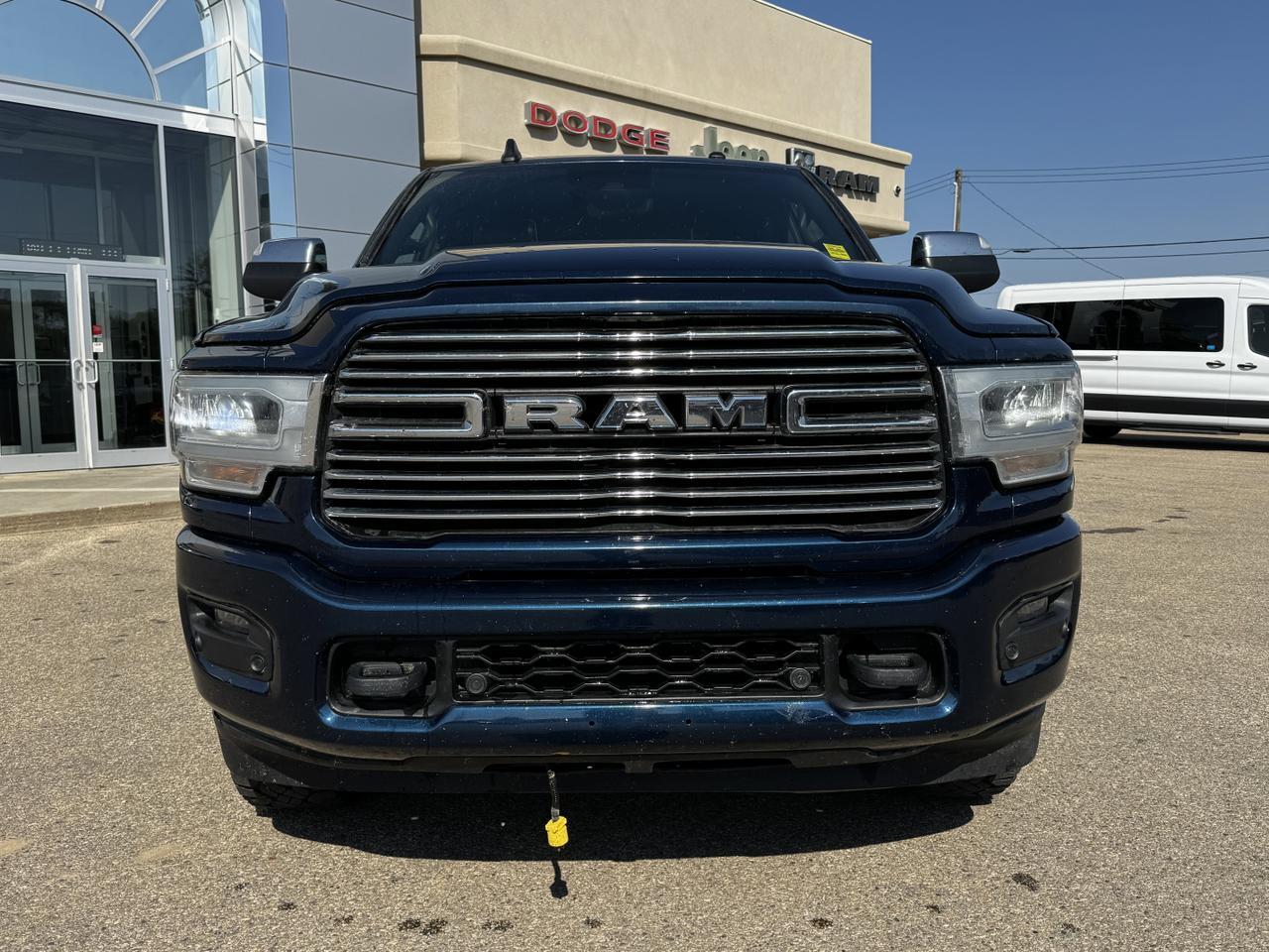 2019 Ram 3500 Laramie Crew Cab 4x4 | Cummins Diesel | Chrome | Heated Seats | Backup Camera Redwater AB