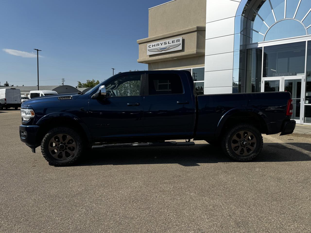 2019 Ram 3500 Laramie Crew Cab 4x4 | Cummins Diesel | Chrome | Heated Seats | Backup Camera Redwater AB