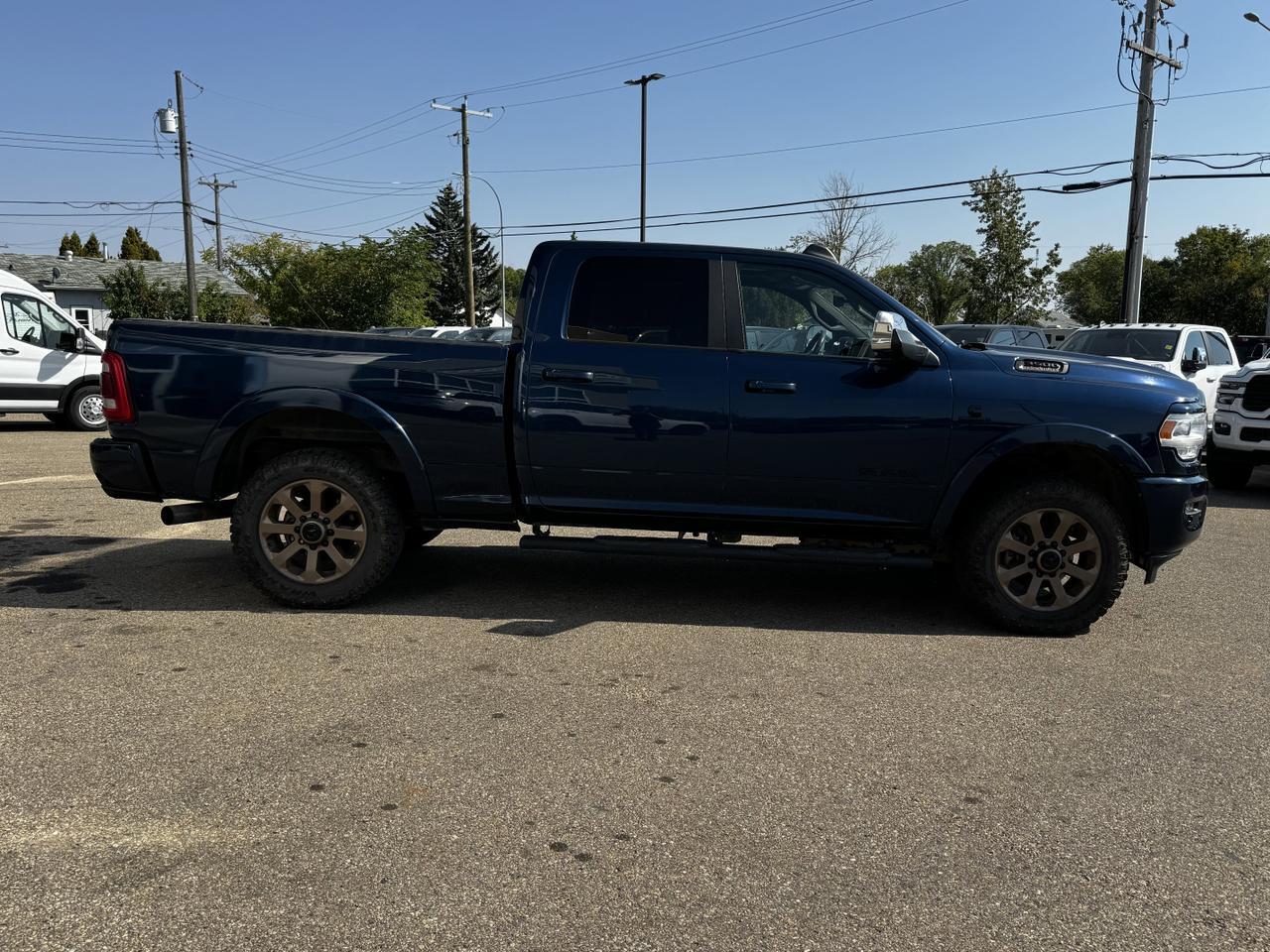 2019 Ram 3500 Laramie Crew Cab 4x4 | Cummins Diesel | Chrome | Heated Seats | Backup Camera Redwater AB